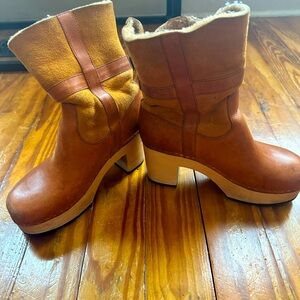 Swedish Hasbeens shearling clog boots size 37 or 7